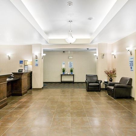Ramada By Wyndham Prince Albert Exterior photo