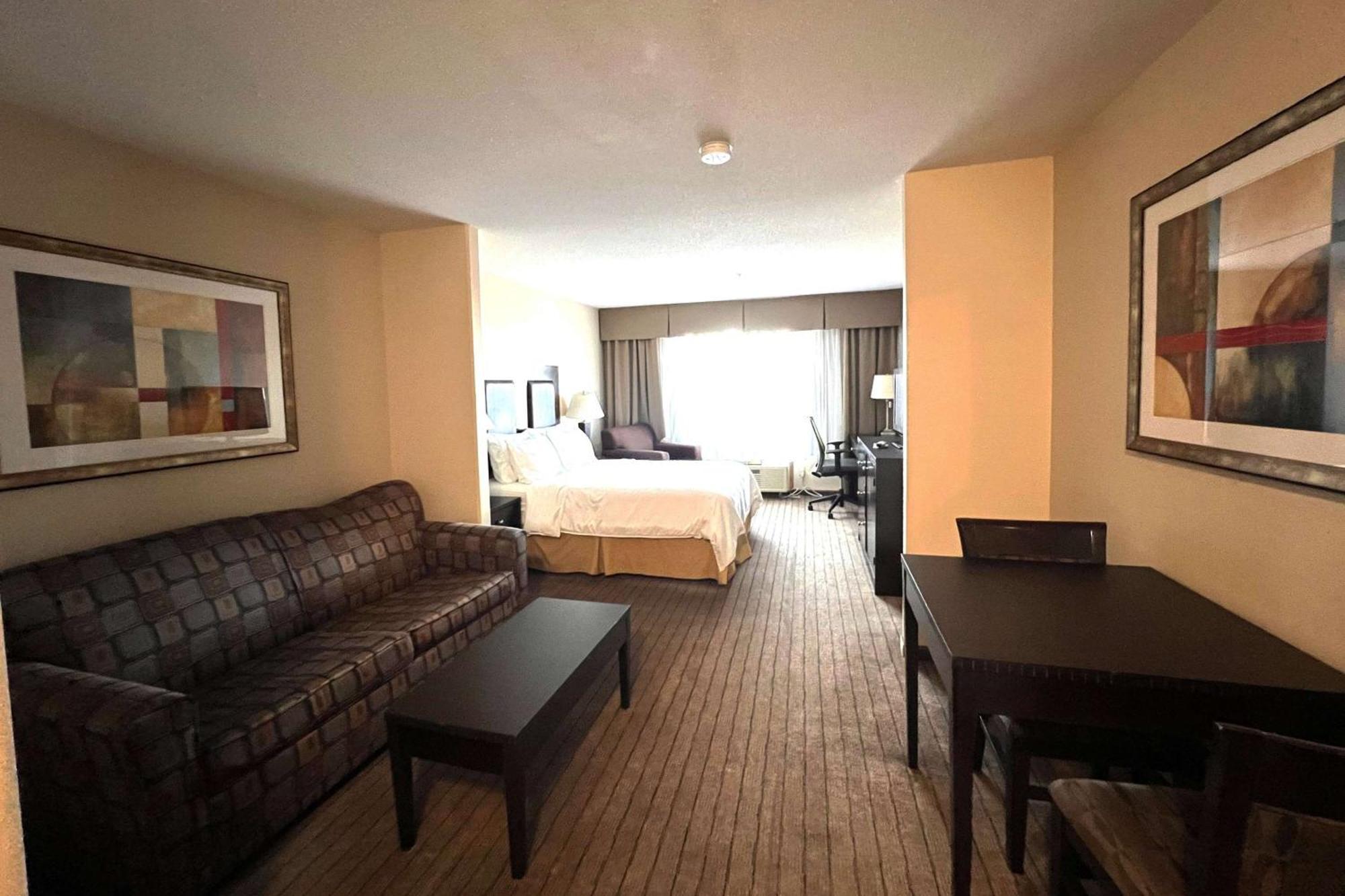 Ramada By Wyndham Prince Albert Exterior photo