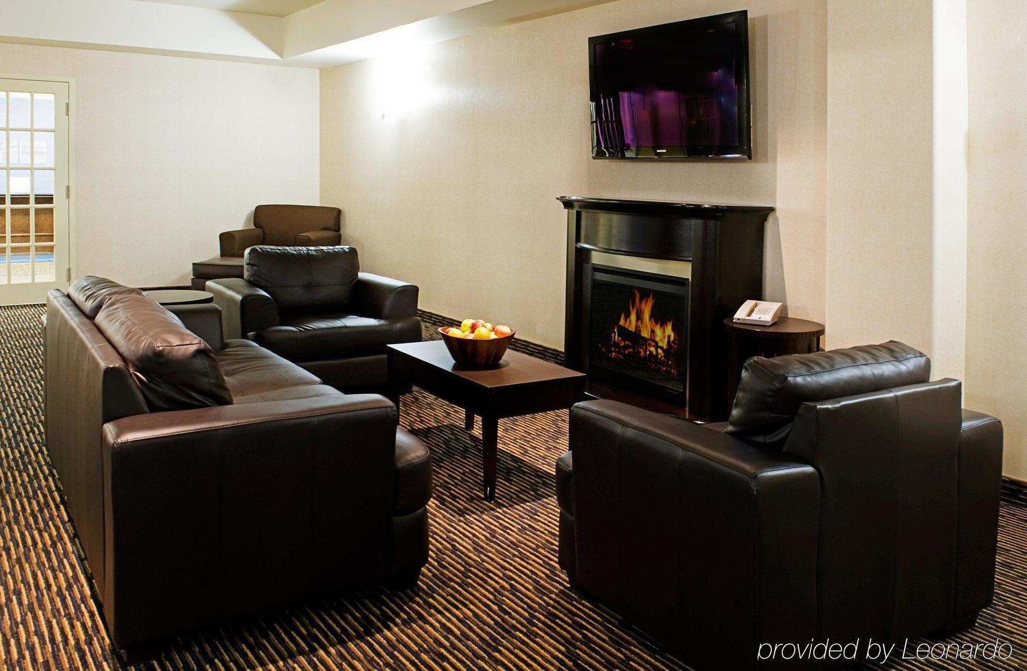 Ramada By Wyndham Prince Albert Exterior photo